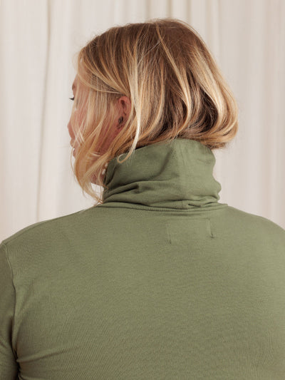 Monty Turtleneck Dark Olive