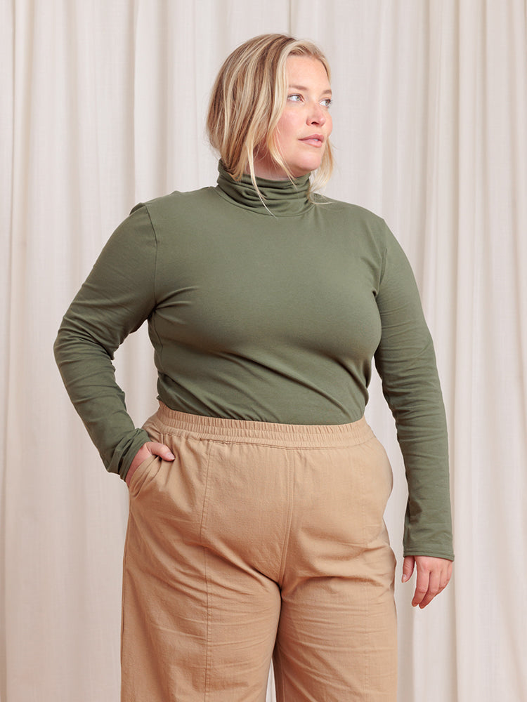 Monty Turtleneck Dark Olive